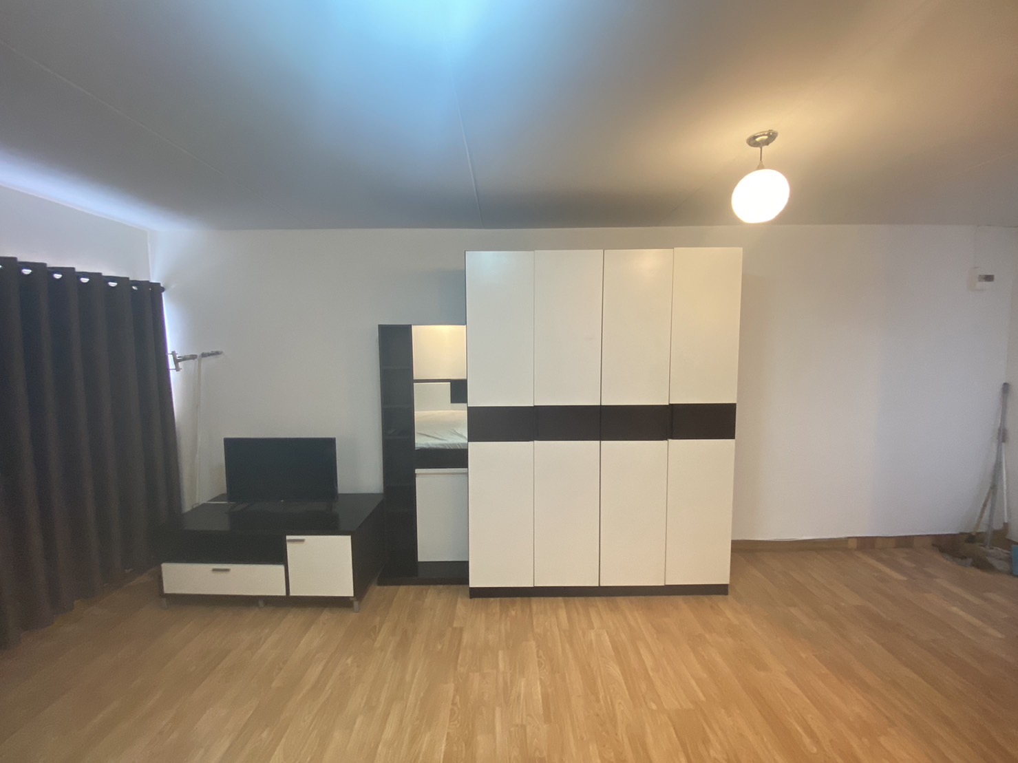 Gallery Image 7